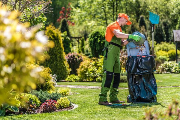 Cost of Lawn Cleaning Service in Powder Springs