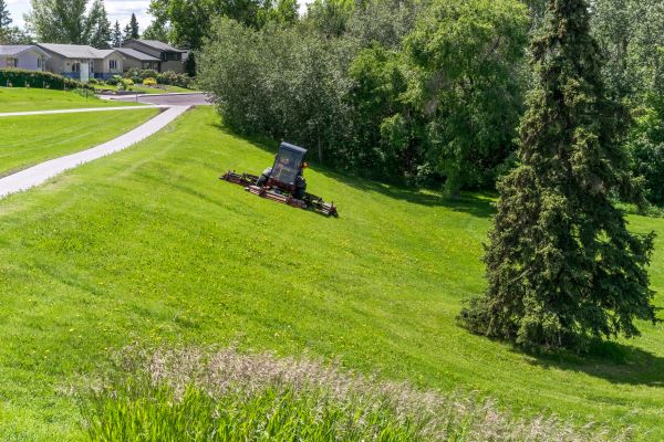 Hillside Mowing in Powder Springs